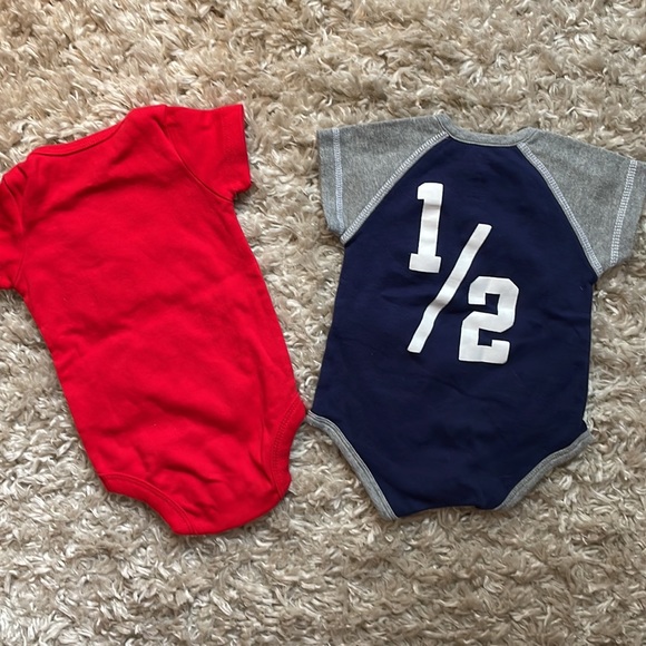 Yankees Baseball lovers bundle! ❤️⚾️💙 (sizes range from 0-3 months to 12months) - Picture 6 of 12
